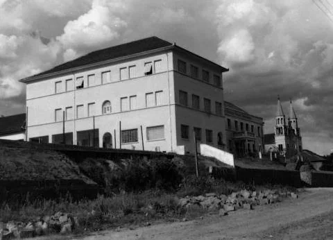 Foto original: Predio Comercial Moderno